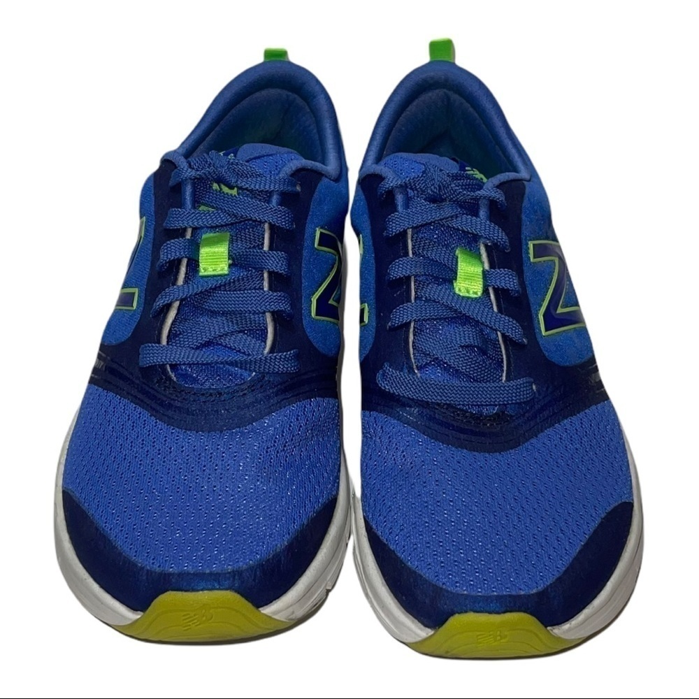 New Balance  WX711V2 Cross Training Shoes Woman Shoes Size 8